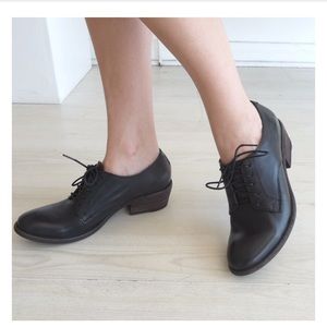 Frye Carson Oxford Black 9.5